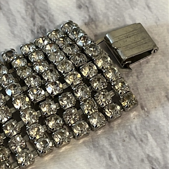 Vintage Wide Rhinestone Stretch Cuff Bracelet – Mid-Century Glam - Picture 4 of 10